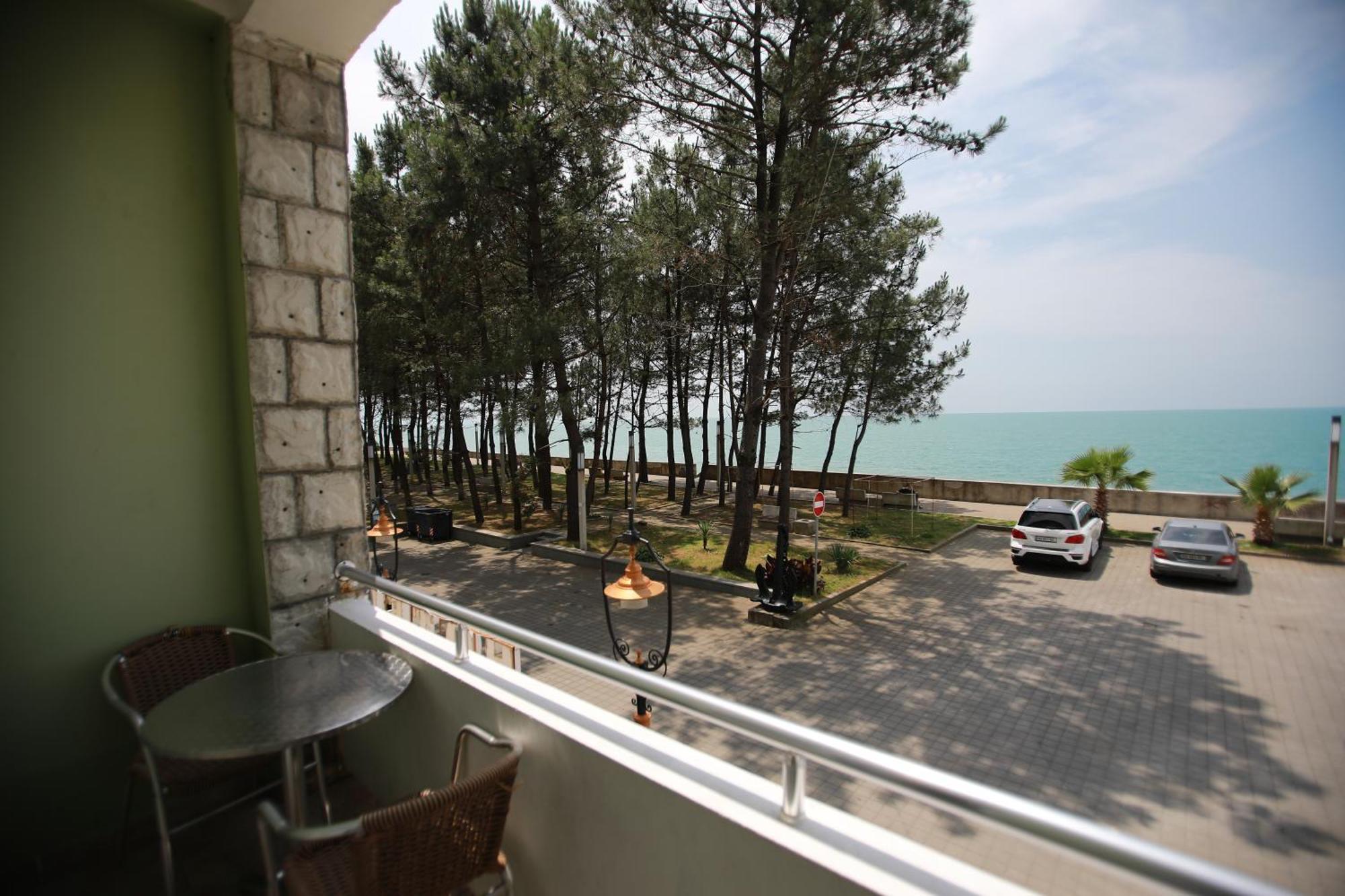 Green House Hotel Kobuleti Dış mekan fotoğraf